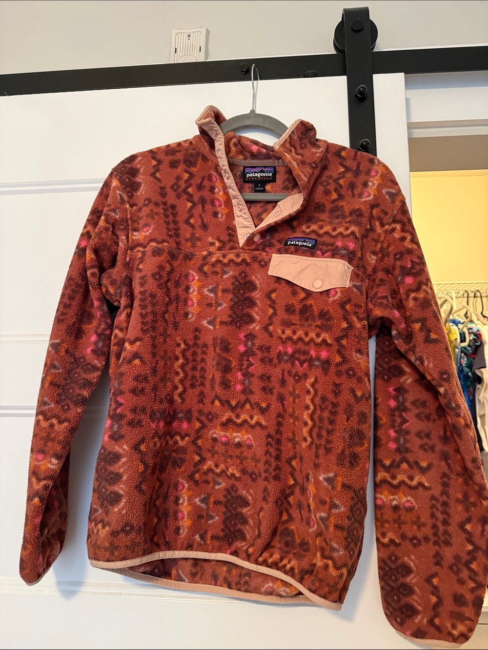 Patagonia Rust and Pink Patterned Snap-T Fleece Pullover